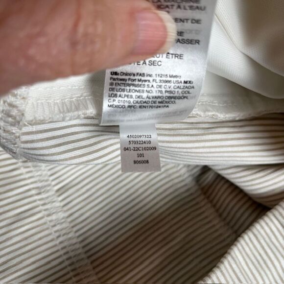 Chico's Tan and White Pinstripe Stretch Capris with Tummy Control Size 14 (2.5) - Picture 11 of 12
